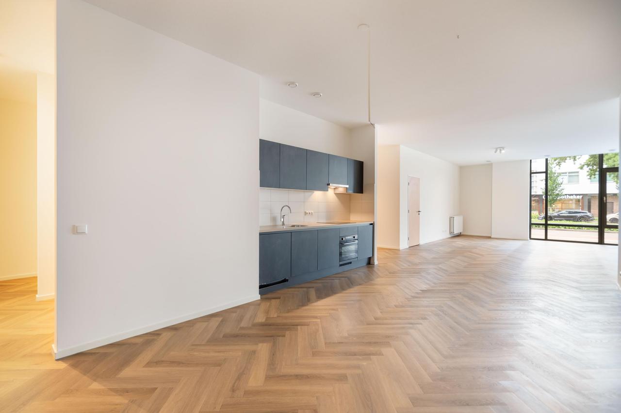 107 m² studio with storage in central Weert - Image 11