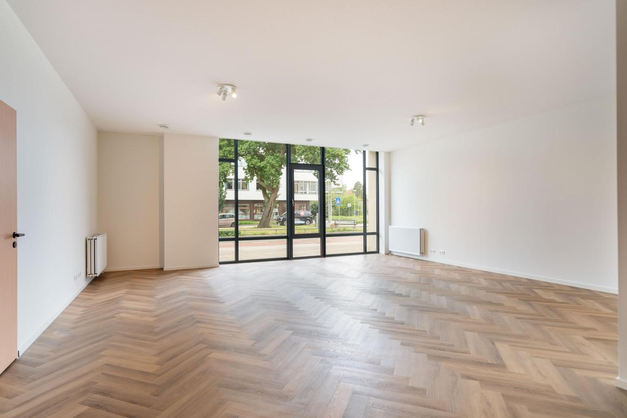 107 m² studio with storage in central Weert - Image 14