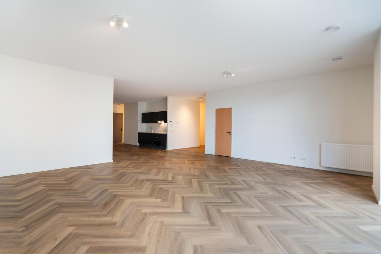 107 m² studio with storage in central Weert - Image 17