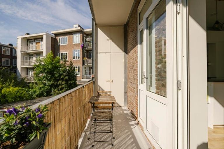 76 m² appartement met balkon in De Pijp - Afbeelding 9