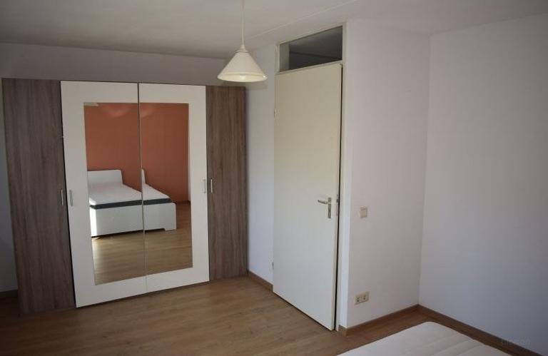 Furnished Corner House with 4 Bedrooms - Image 17