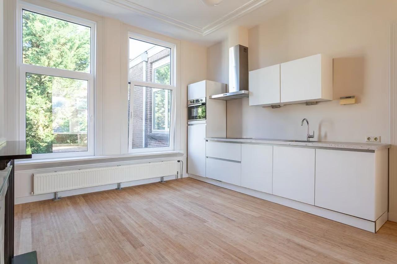 Apartment for Rent in Bomenbuurt, The Hague - Image 8