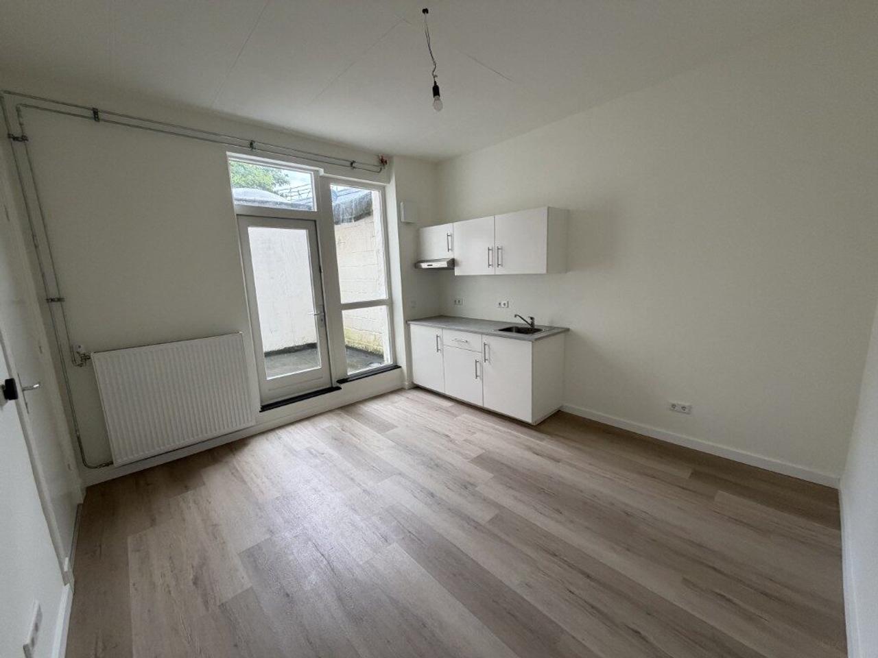 Kamer met eigen keuken in Heerlen - Afbeelding 8