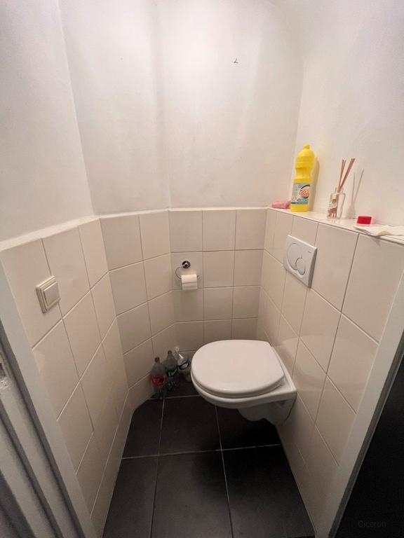 Per direct kamer in centrum Heerlen - Afbeelding 9