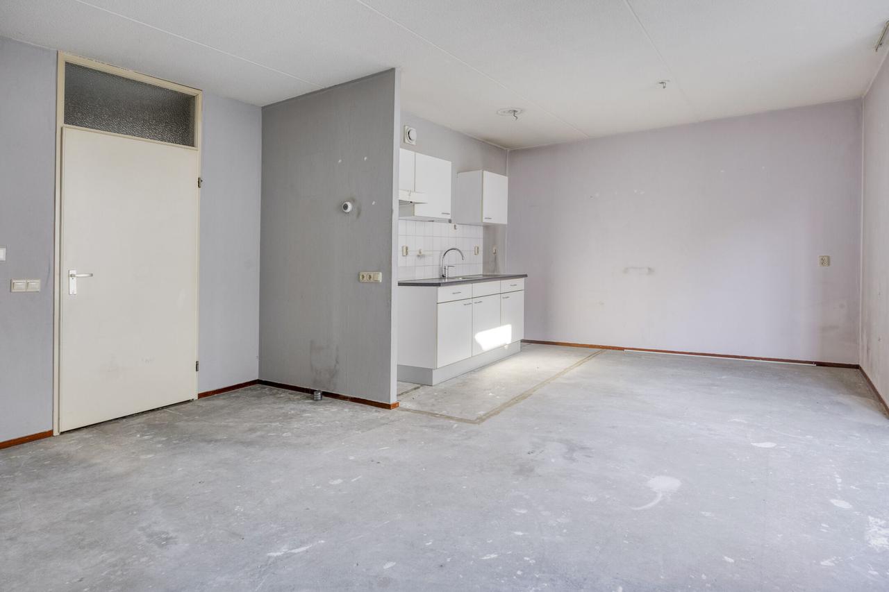 2-Bedroom Apartment in Kampen - Image 8