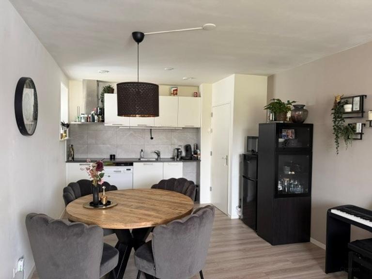 60 m² apartment with underfloor heating - Image 9