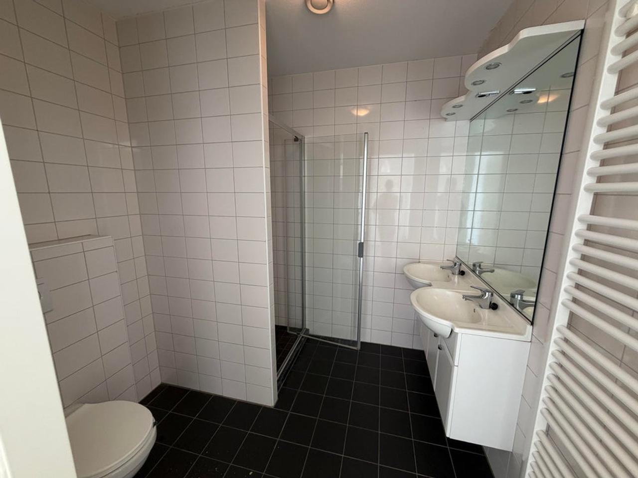 94 m² appartement met balkon in Enschede - Afbeelding 17