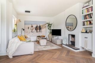 Furnished bungalow with garden in Bergen - Image 6