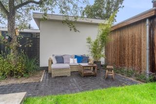 Furnished bungalow with garden in Bergen - Image 38