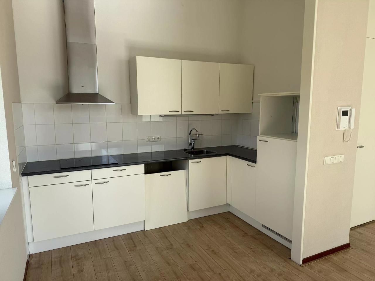 Ground-floor 3-room apartment in Maaswaard - Image 3