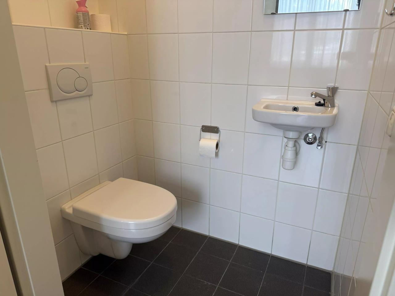 Ground-floor 3-room apartment in Maaswaard - Image 13