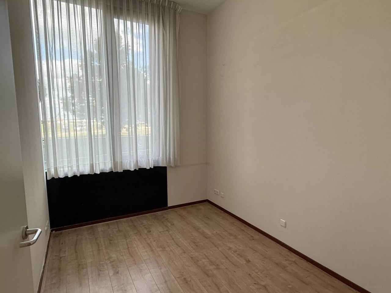 Ground-floor 3-room apartment in Maaswaard - Image 15