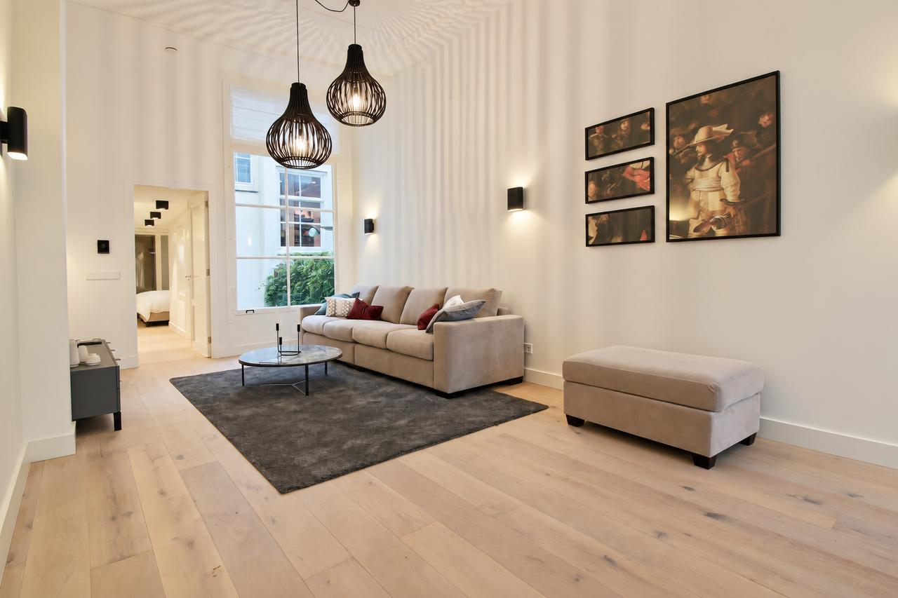Gemeubileerd 2-slaapkamerappartement aan de gracht - Afbeelding 1