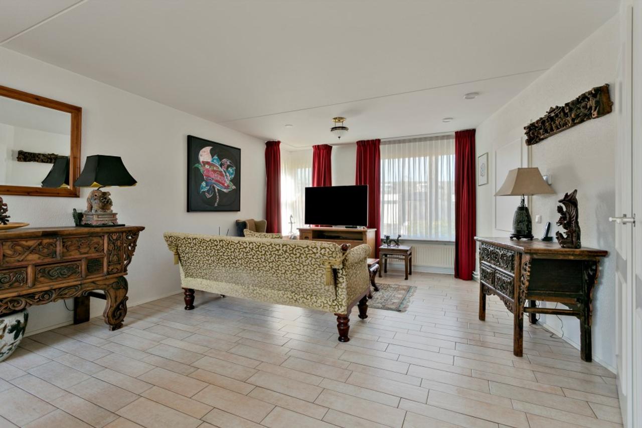 133 m² family home with garage in Acht - Image 4