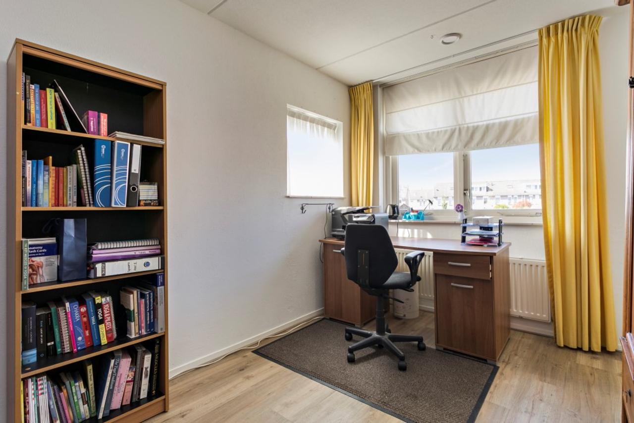 133 m² family home with garage in Acht - Image 9