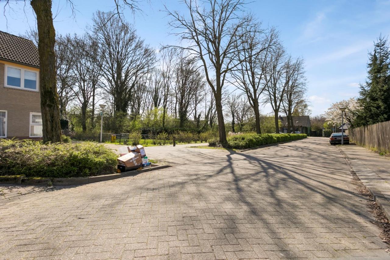 133 m² family home with garage in Acht - Image 15
