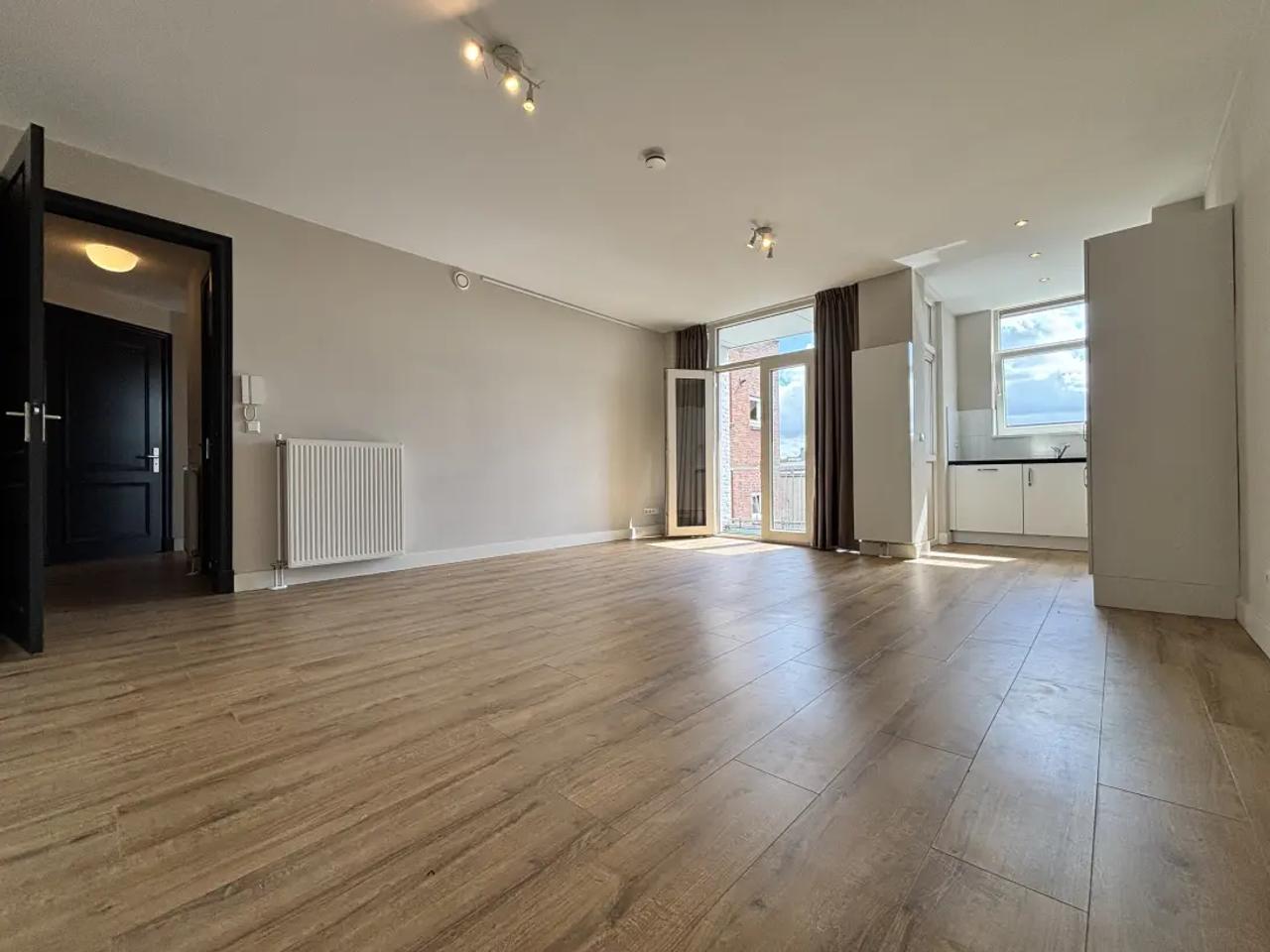 Direct beschikbaar 3-kamerappartement in Vreewijk - Afbeelding 2