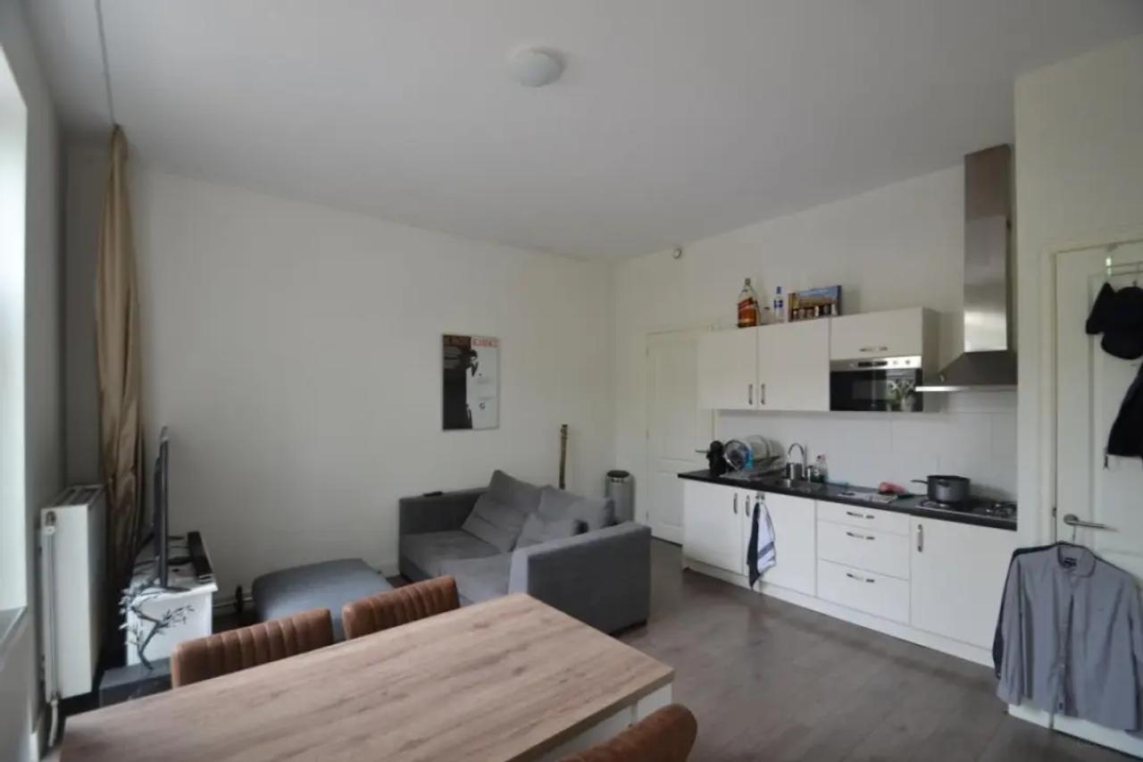 2-kamerappartement met balkon in Scheveningen - Afbeelding 1