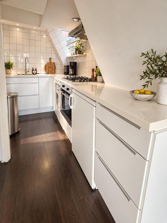 Gemeubileerd appartement aan de Amstel - Afbeelding 4