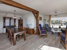 Detached home with 7 bedrooms - Image 5