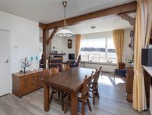 Detached home with 7 bedrooms - Image 8