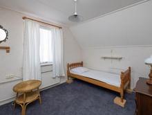 Detached home with 7 bedrooms - Image 11