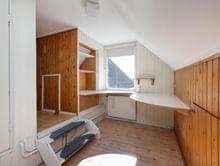 Detached home with 7 bedrooms - Image 15