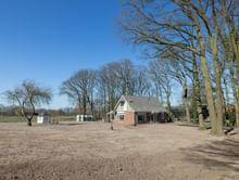 Detached home with 7 bedrooms - Image 23