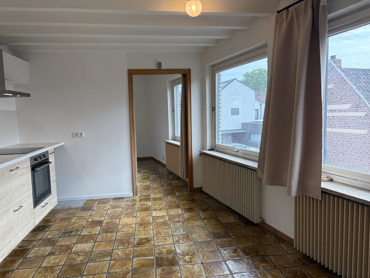 Apartment with Roof Terrace in Heugem - Image 3