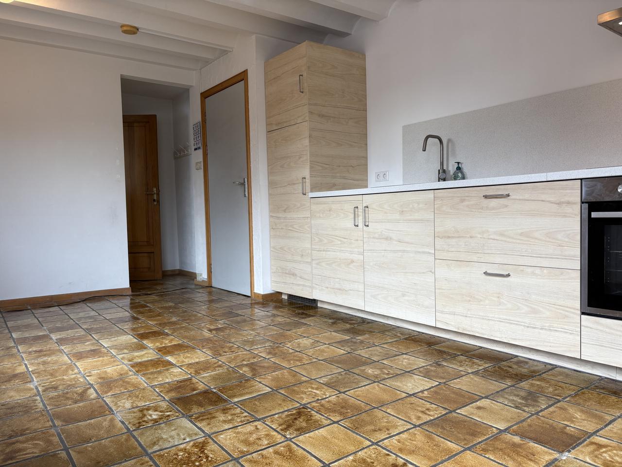 Apartment with Roof Terrace in Heugem - Image 4