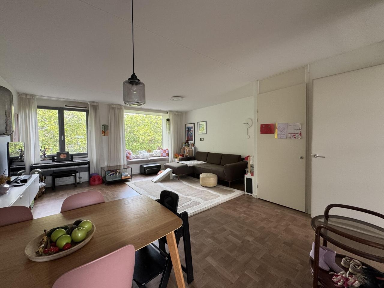 100 m² appartement met balkon in Delfshaven - Afbeelding 1