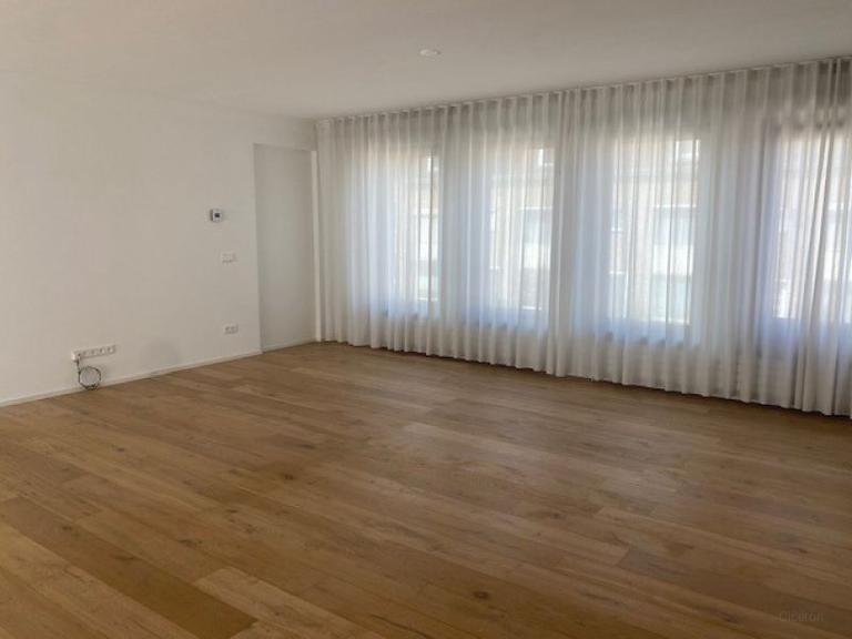 110 m² apartment with balcony and garage - Image 7