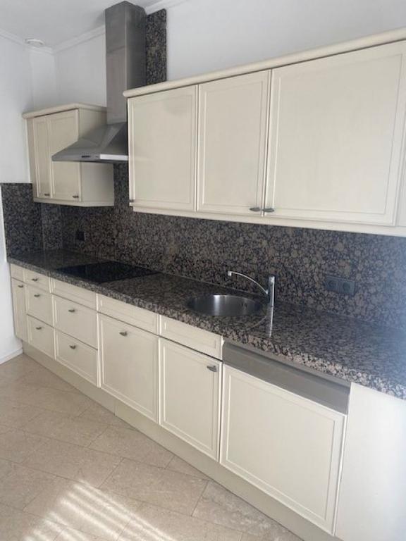 110 m² apartment with balcony and garage - Image 12