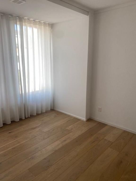 110 m² apartment with balcony and garage - Image 16