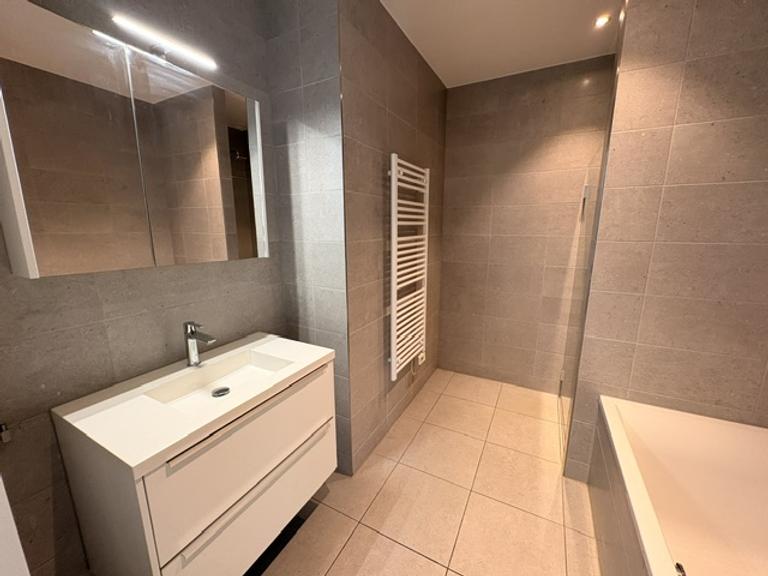 87 m² Apartment with Terrace in Dordrecht - Image 5
