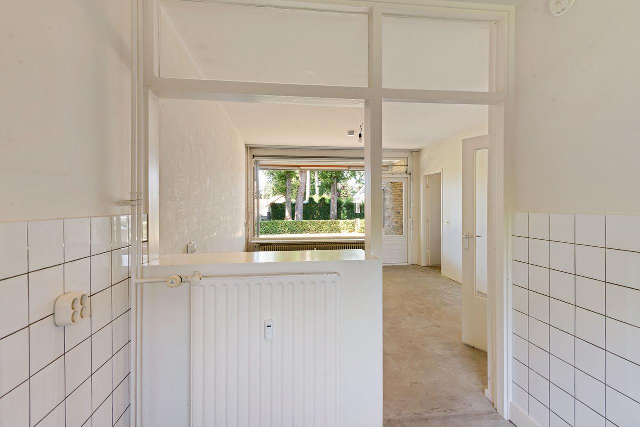 Senior apartment with balcony in Beekbergen - Image 8