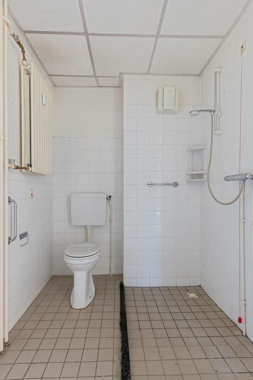 Senior apartment with balcony in Beekbergen - Image 11