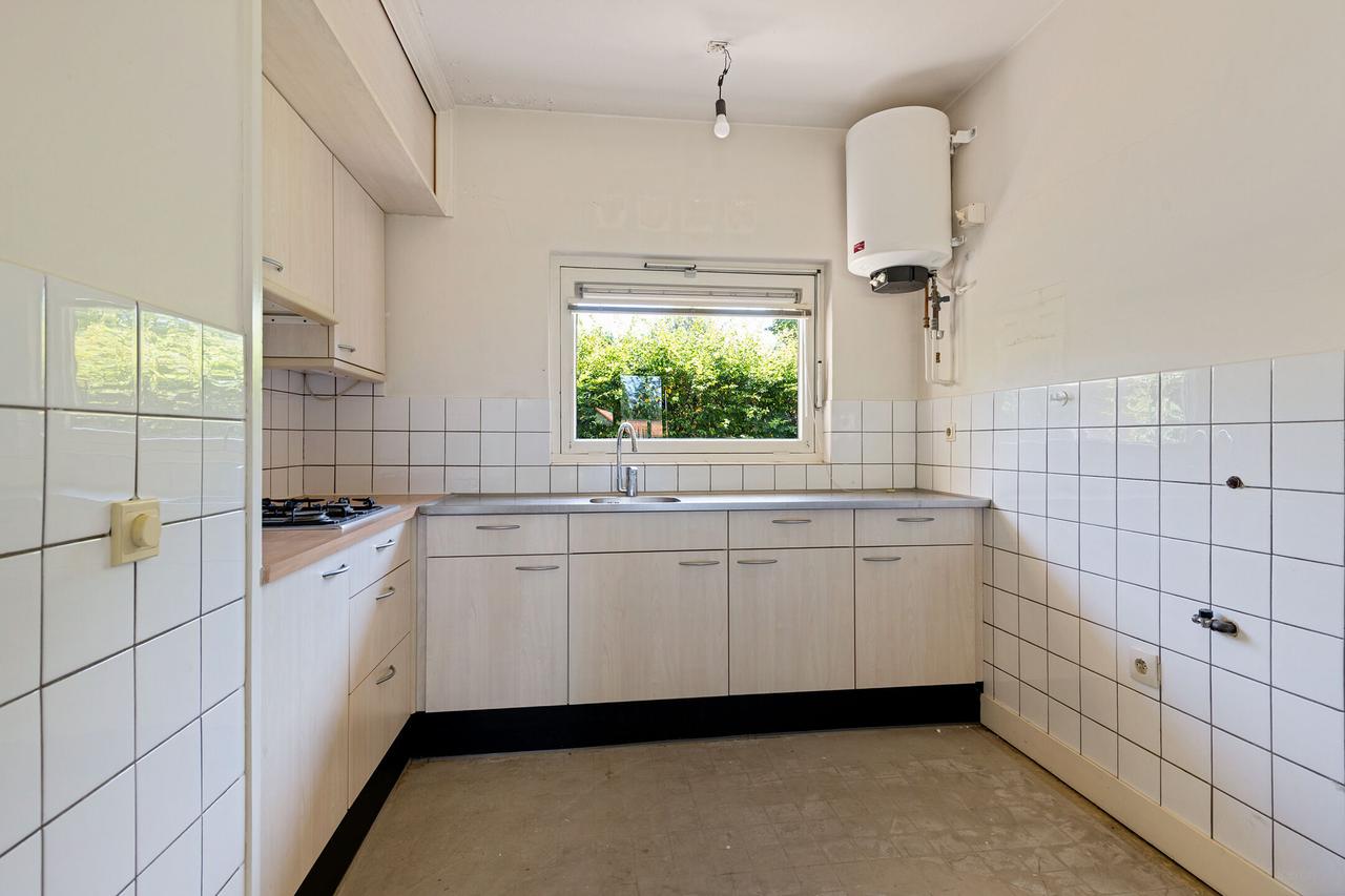Senior apartment with balcony in Beekbergen - Image 22