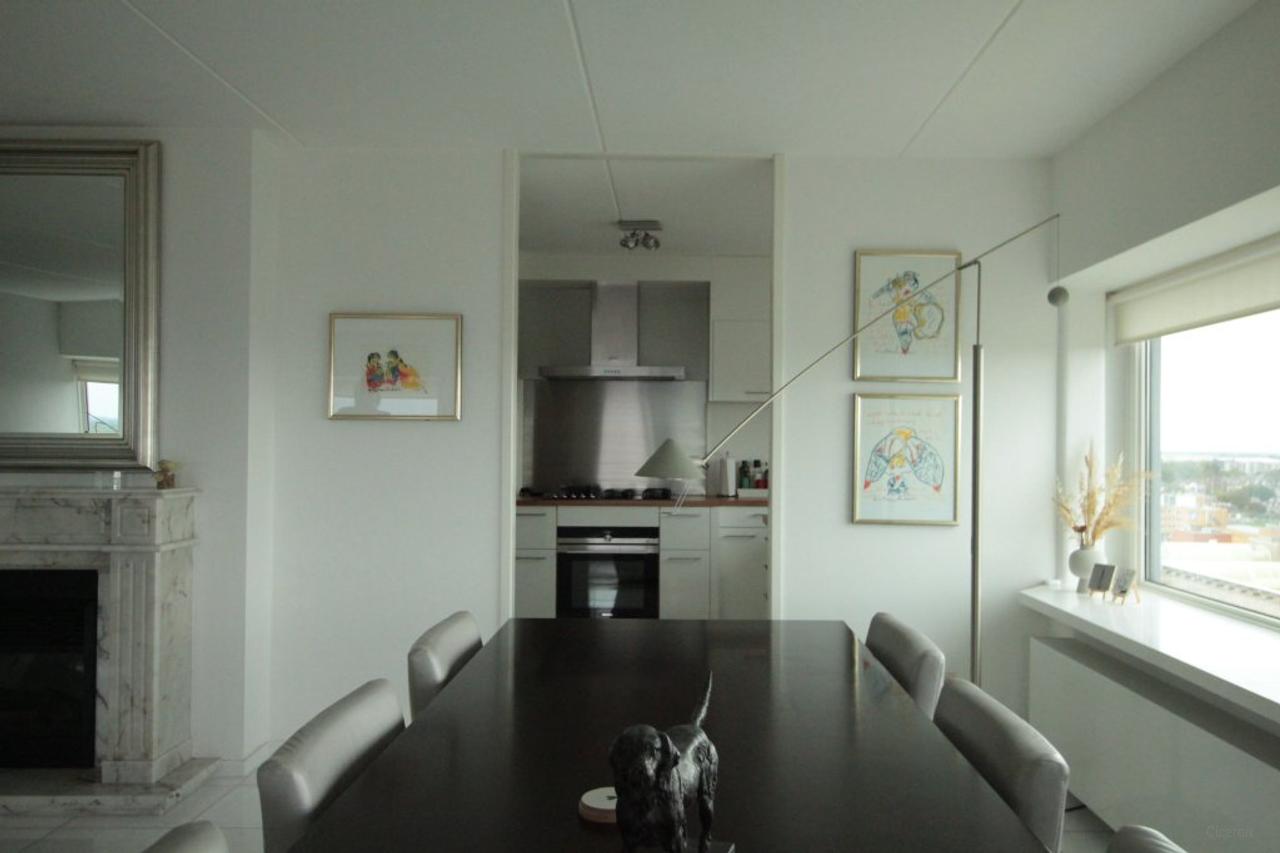 Gemeubileerd appartement met stadszicht - Afbeelding 4