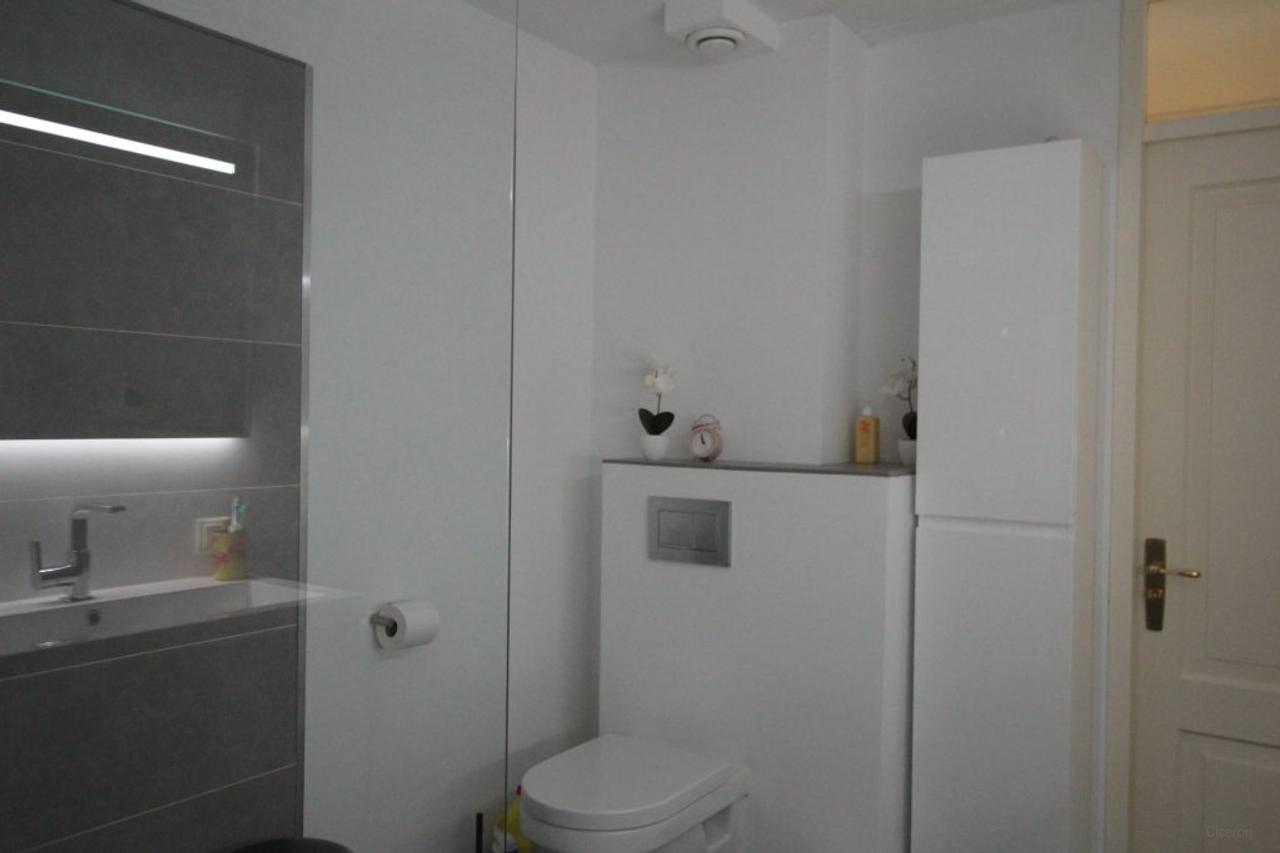 Gemeubileerd appartement met stadszicht - Afbeelding 12