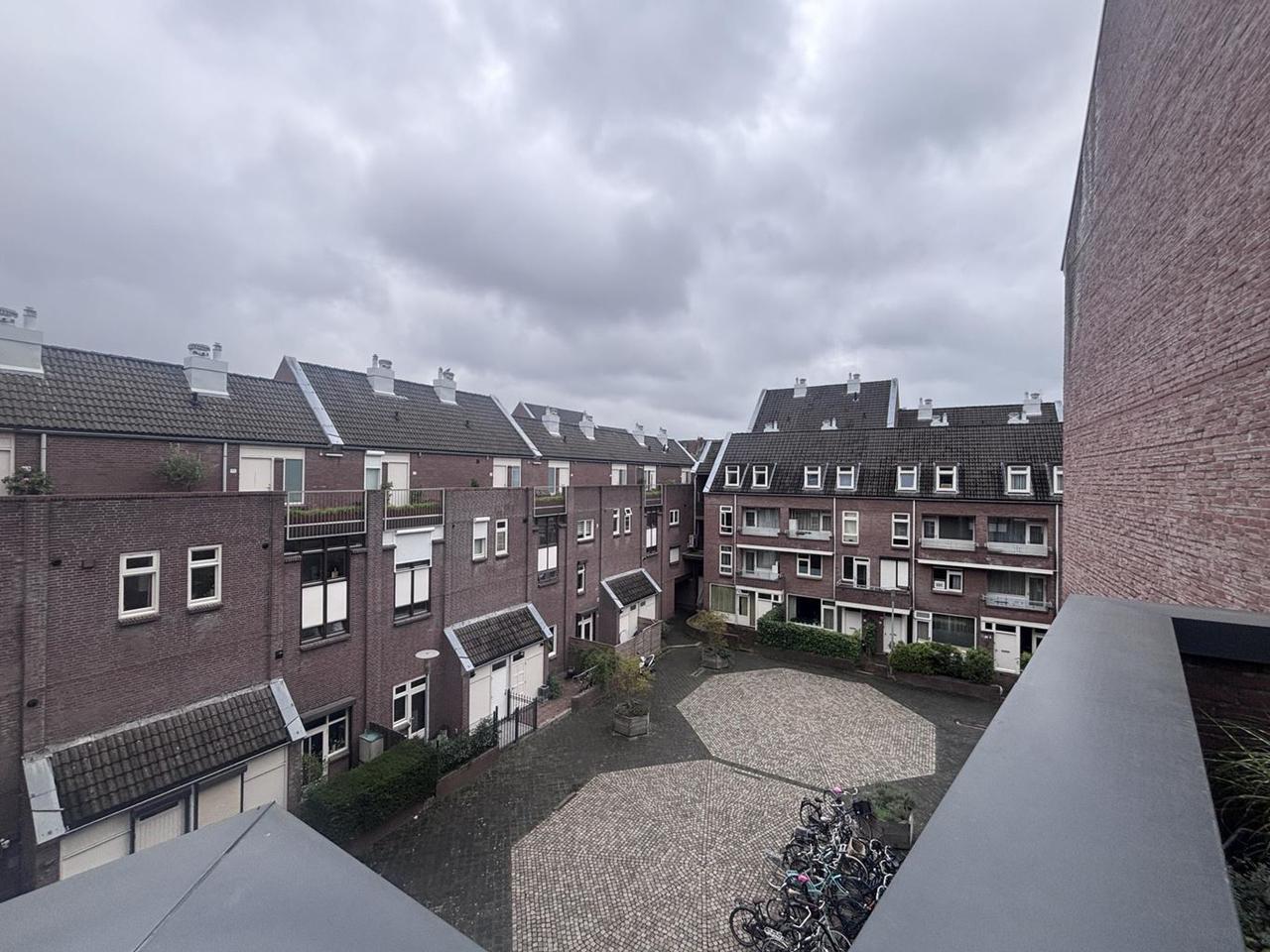 Furnished 3-Room Apartment in Maastricht - Image 2