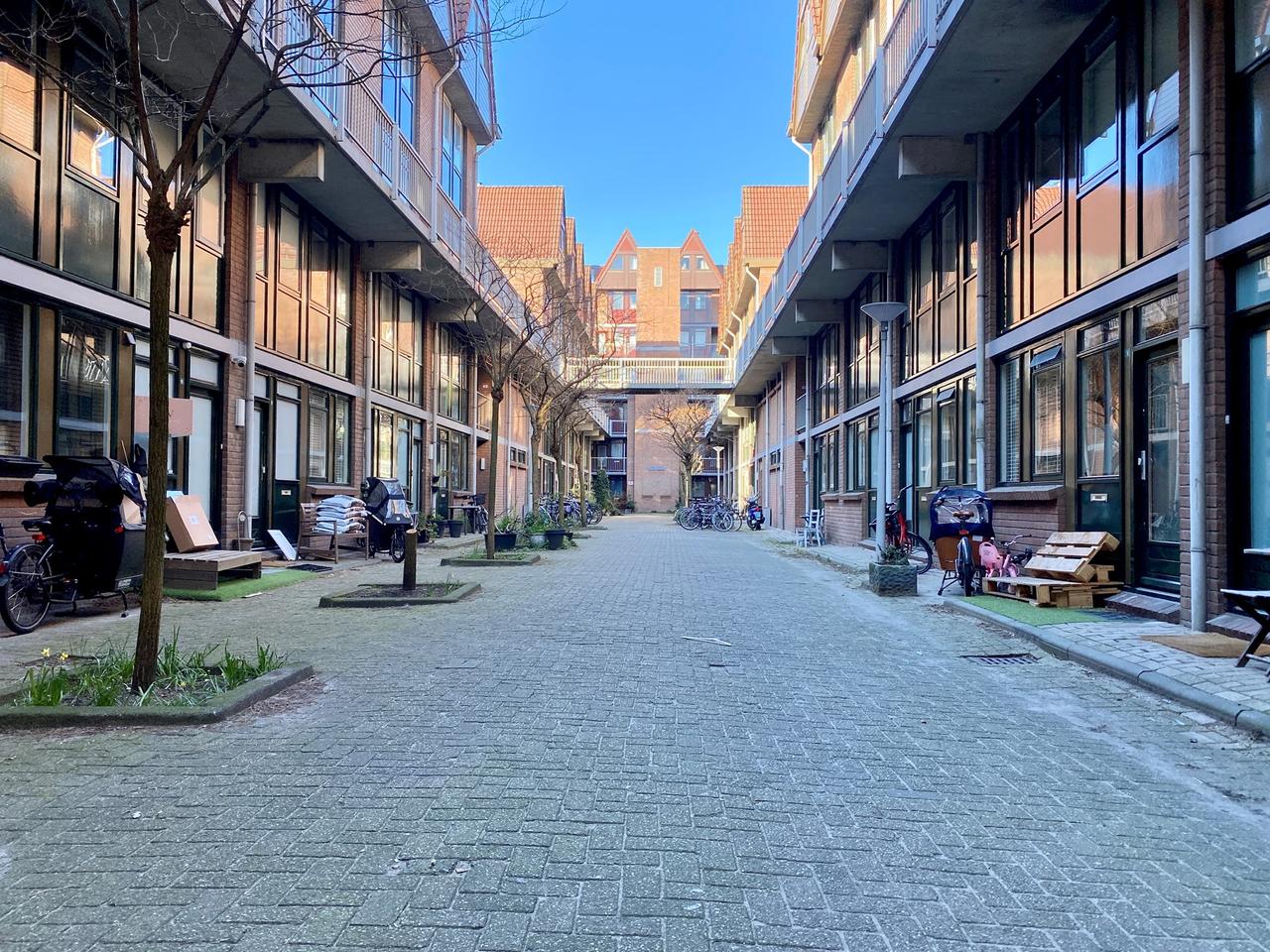 Gemeubileerd 2-kamerappartement met balkon - Afbeelding 5