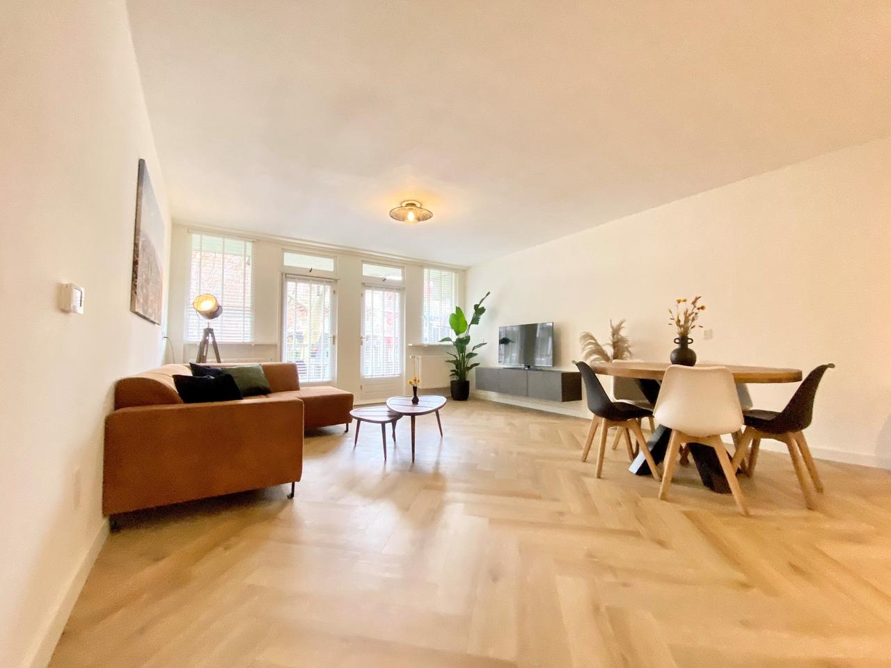 Gemeubileerd 2-kamerappartement met balkon - Afbeelding 14