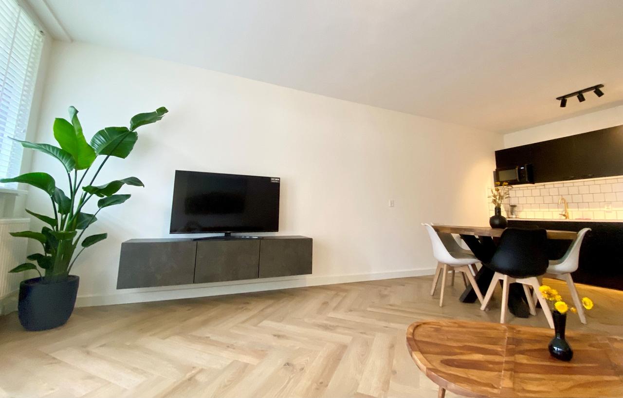 Gemeubileerd 2-kamerappartement met balkon - Afbeelding 17