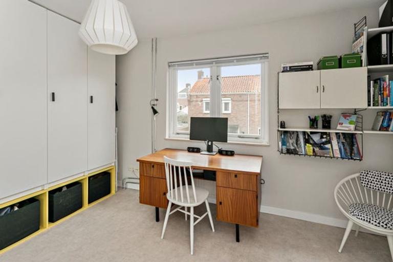 1930s House with Garden in Den Bosch - Image 12