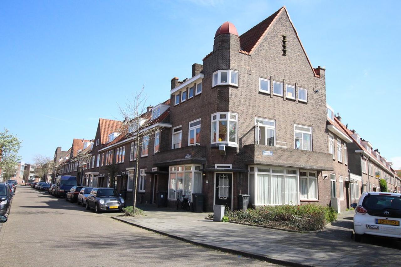 1-Bedroom Apartment with Garden in Eindhoven - Image 1