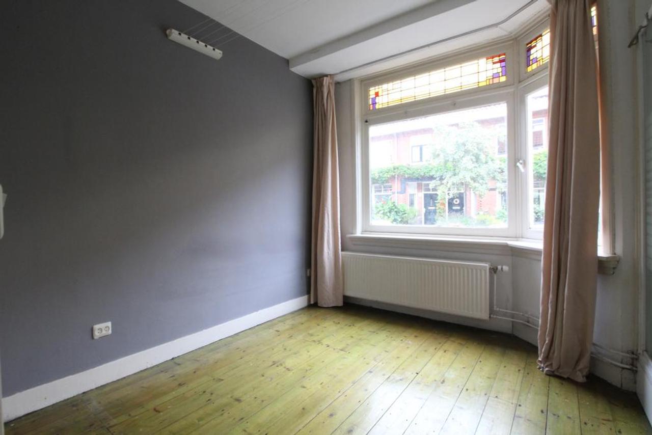 1-Bedroom Apartment with Garden in Eindhoven - Image 2