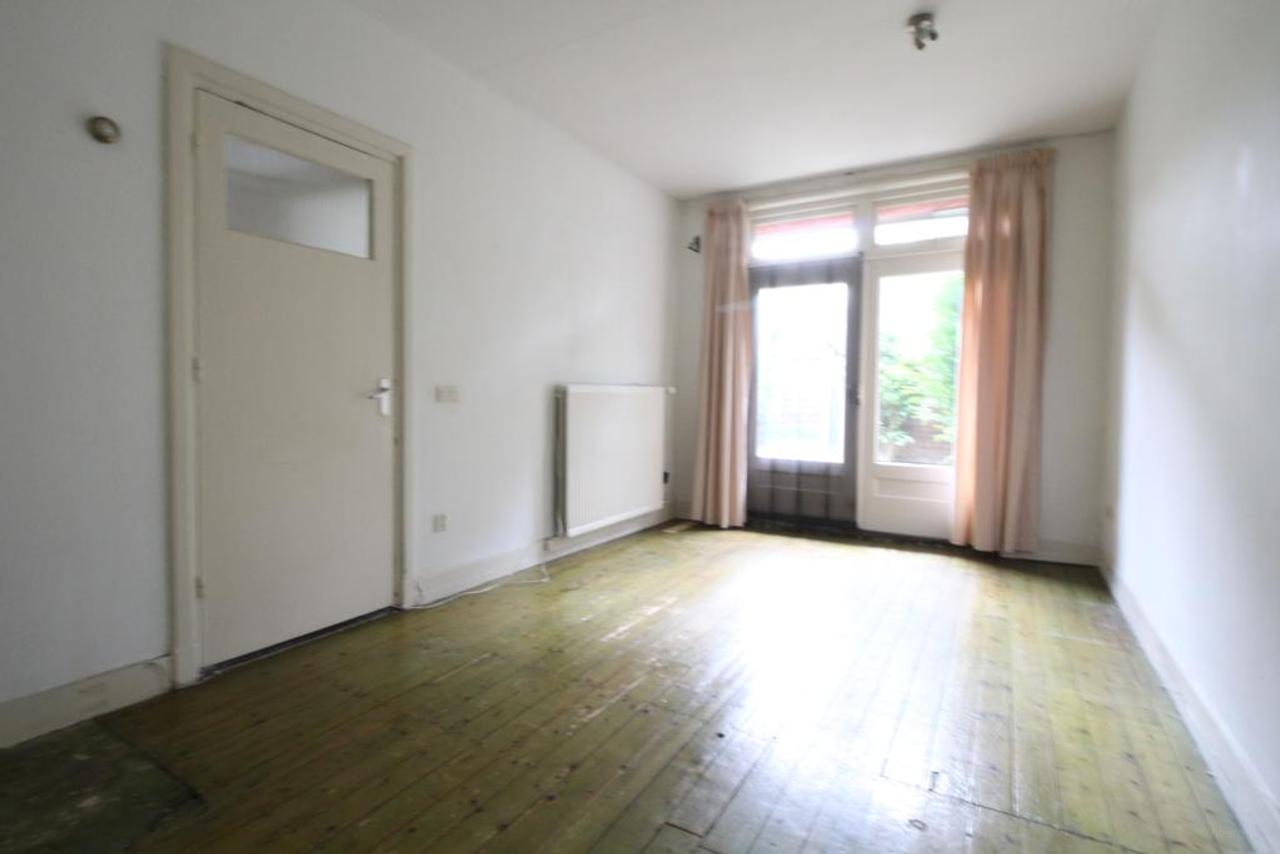 1-Bedroom Apartment with Garden in Eindhoven - Image 8