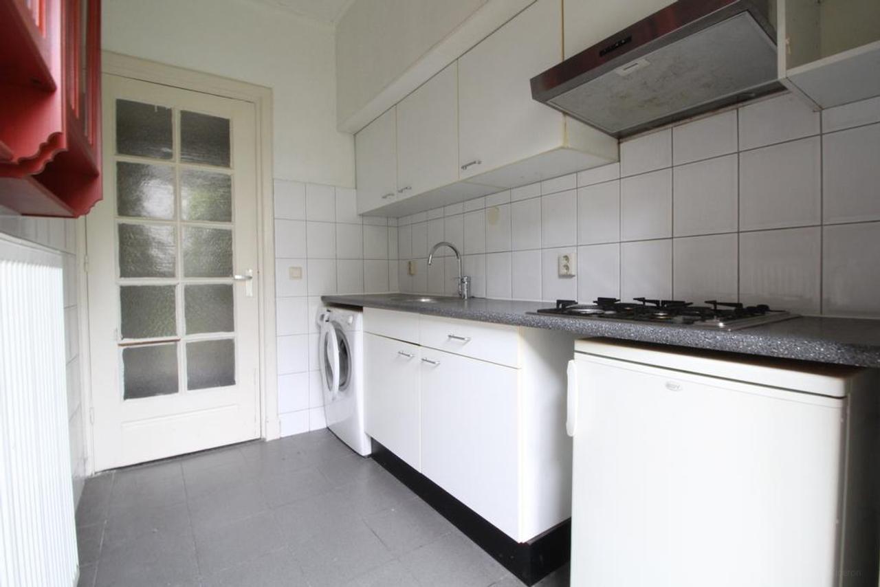 1-Bedroom Apartment with Garden in Eindhoven - Image 10