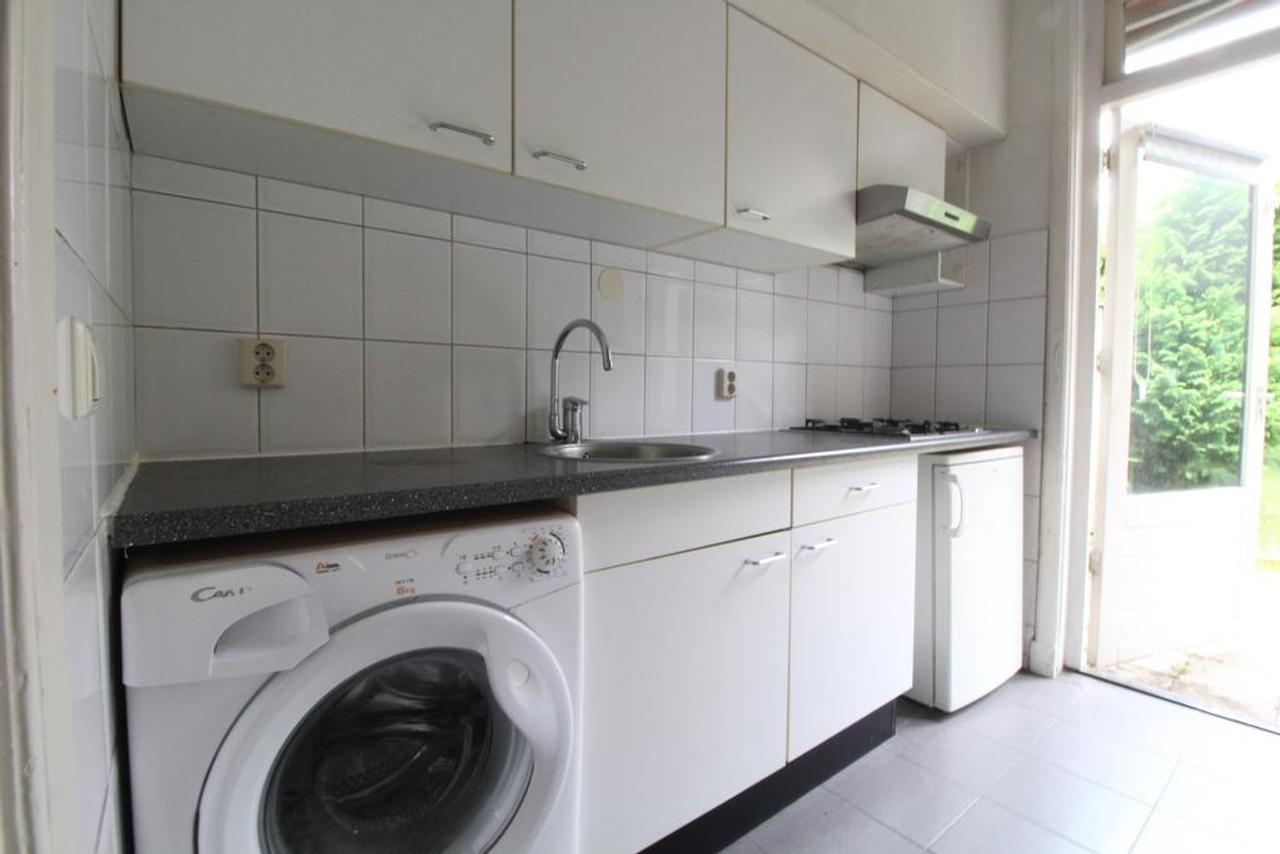 1-Bedroom Apartment with Garden in Eindhoven - Image 11